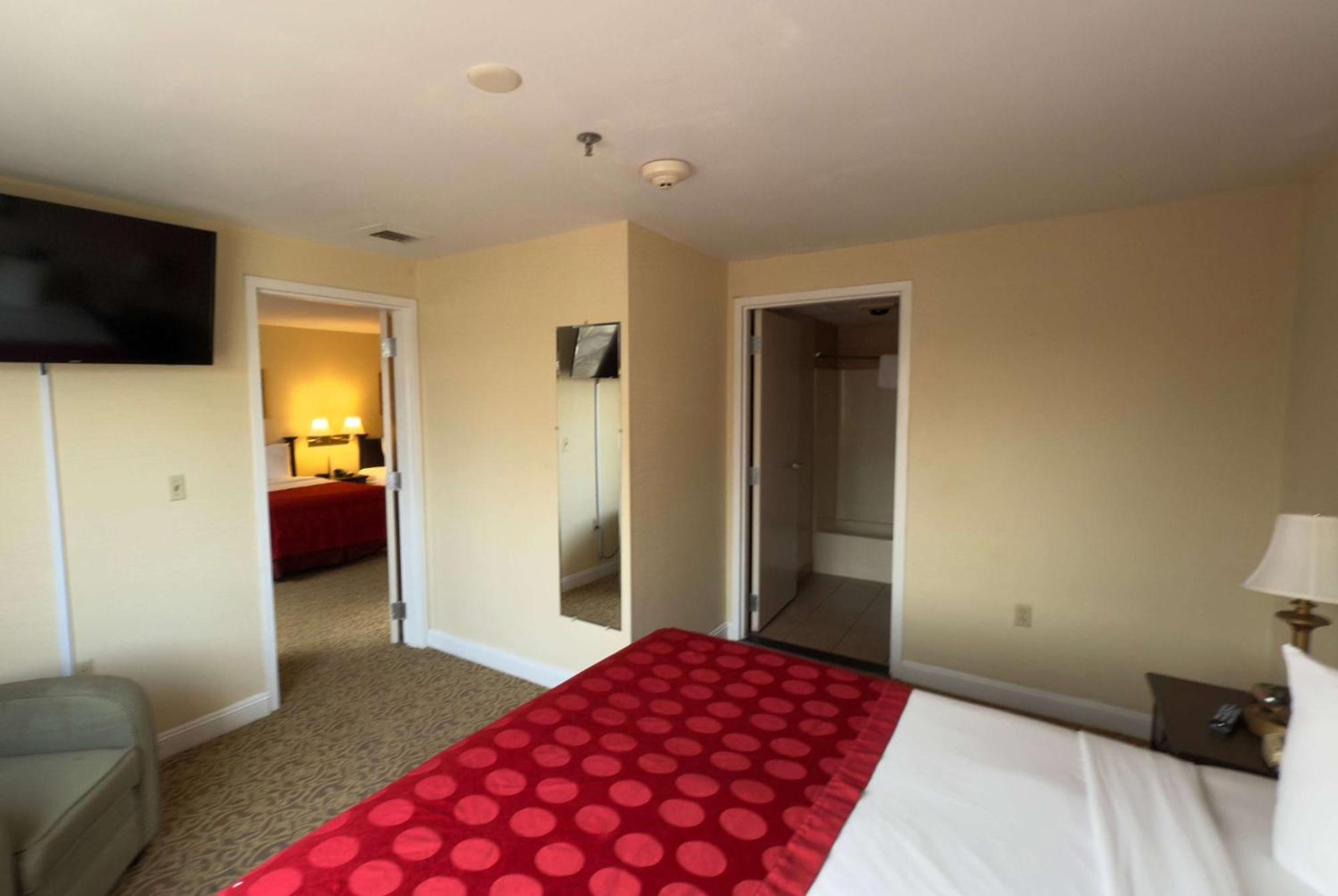 Ramada By Wyndham Seekonk Providence Area Ngoại thất bức ảnh